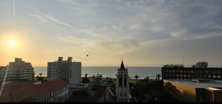To Let 2 Bedroom Property for Rent in Sea Point Western Cape
